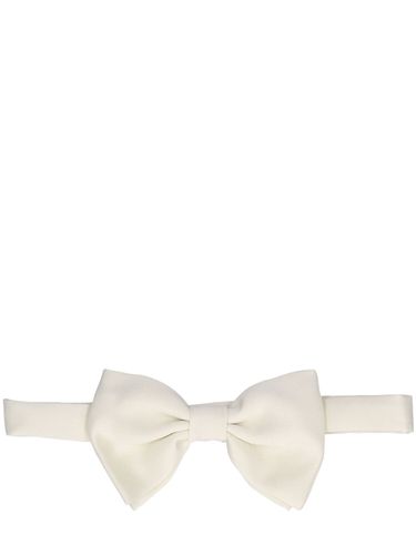 Plain Tech Bow Tie - TAGLIATORE - Modalova