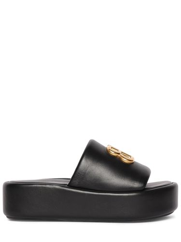 Mm Bb Shiny Leather Slide Sandals - BALENCIAGA - Modalova