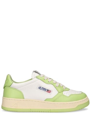 Medalist Low Leather Sneakers - AUTRY - Modalova