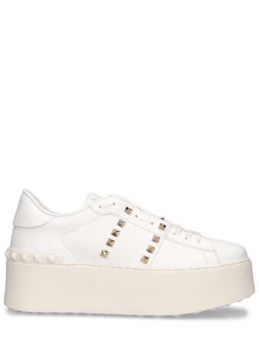 Rockstud Leather Sneakers - VALENTINO GARAVANI - Modalova