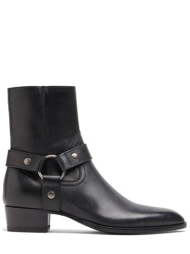 Mm Wyatt Belted Leather Cropped Boots - SAINT LAURENT - Modalova