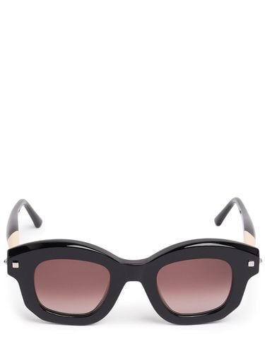 J1 Round Acetate Sunglasses - KUBORAUM BERLIN - Modalova