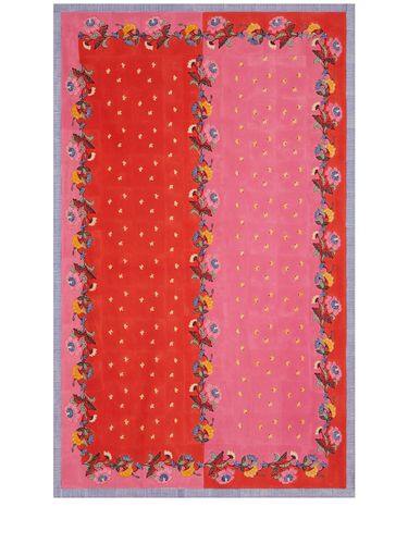 Indonesian Red Rose Tablecloth - LISA CORTI - Modalova