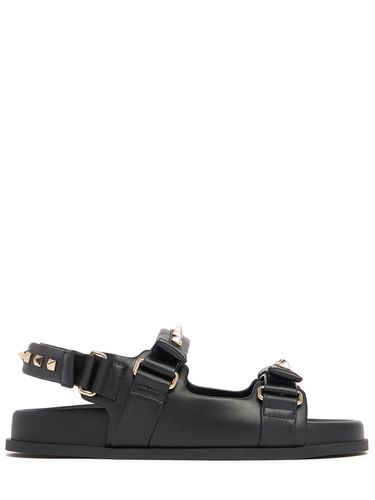 Mm Rockstud Leather Flats - VALENTINO GARAVANI - Modalova