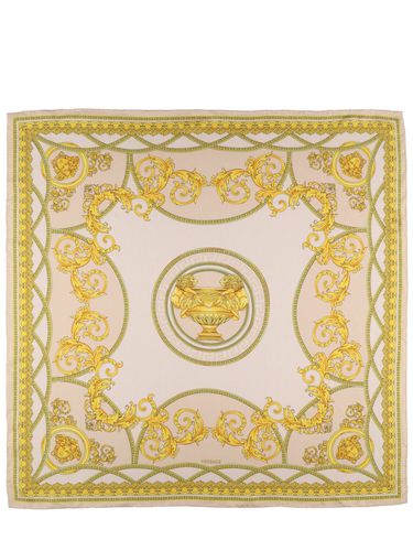 La Coupe Printed Silk Twill Foulard - VERSACE - Modalova