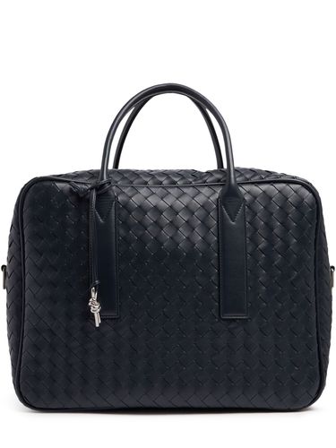 Getaway Medium Leather Weekender Bag - BOTTEGA VENETA - Modalova