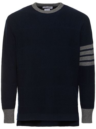 Textured Rugby Stripe Crewneck Sweater - THOM BROWNE - Modalova