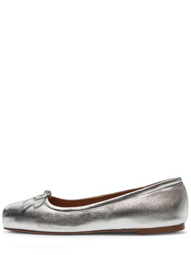 Mm Gabriella Laminated Leather Flats - AEYDE - Modalova