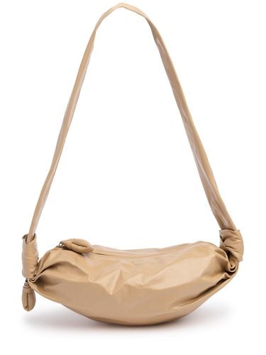 Bolso Pequeño Soft Croissant De Piel De Grano - LEMAIRE - Modalova