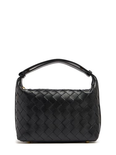 Mini Wallace Leather Shoulder Bag - BOTTEGA VENETA - Modalova