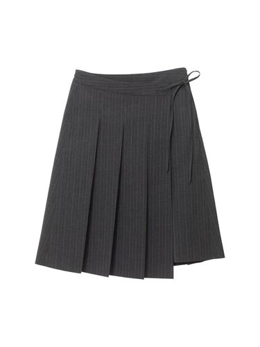 Ribbon Pleated Midi Skirt - DUNST - Modalova