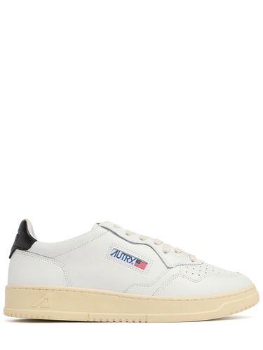 Medalist Low Sneakers - AUTRY - Modalova