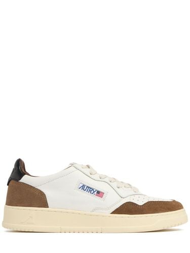 Medalist Low Sneakers - AUTRY - Modalova