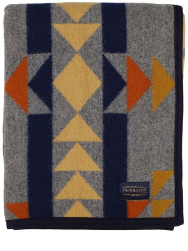 Napped Jacquard Throw - PENDLETON WOOLEN MILLS - Modalova