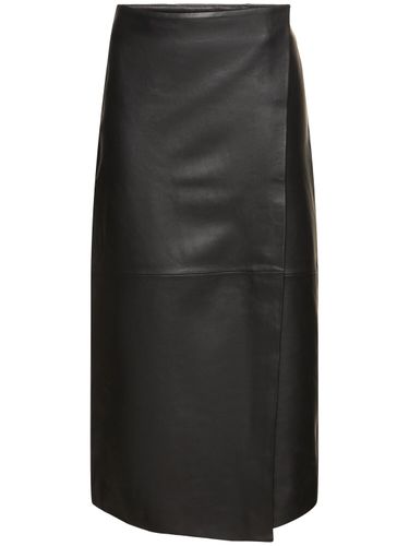 Hedi Leather Midi Wrap Skirt - THE FRANKIE SHOP - Modalova