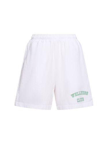 Beflockte Fitnessshorts „wellness Club“ - SPORTY & RICH - Modalova