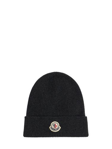 Logo Virgin Wool Beanie - MONCLER - Modalova