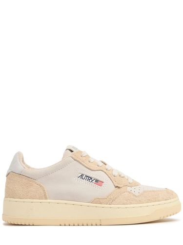 Medalist Low Sneakers - AUTRY - Modalova