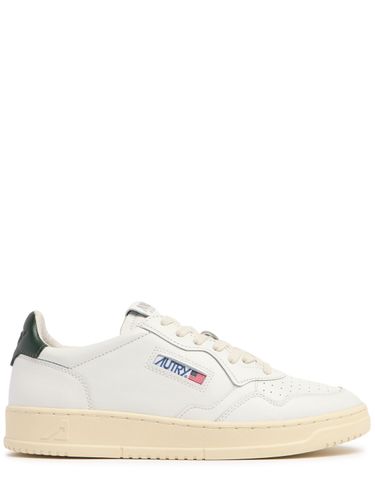 Medalist Low Sneakers - AUTRY - Modalova