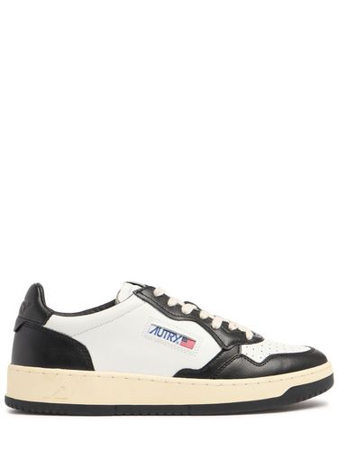 Medalist Low Sneakers - AUTRY - Modalova