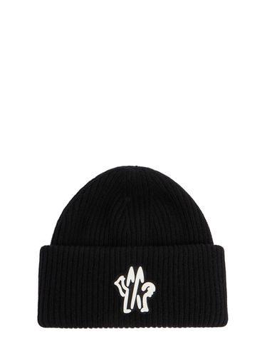 Monogram Virgin Wool Beanie - MONCLER - Modalova