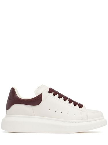 Mm Oversized Leather Sneakers - ALEXANDER MCQUEEN - Modalova