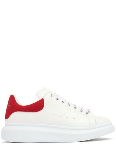 Mm Oversize Leather Sneakers - ALEXANDER MCQUEEN - Modalova