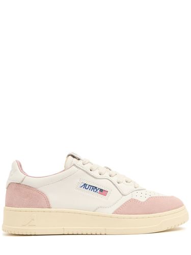 Medalist Low Sneakers - AUTRY - Modalova