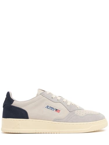 Medalist Low Sneakers - AUTRY - Modalova