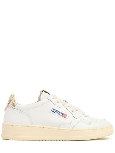 Medalist Low Sneakers - AUTRY - Modalova