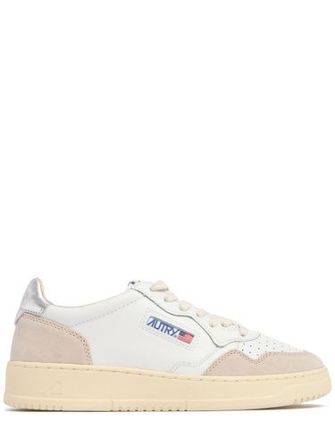 Medalist Low Sneakers - AUTRY - Modalova