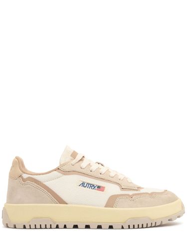 Wildpace Low Sneakers - AUTRY - Modalova