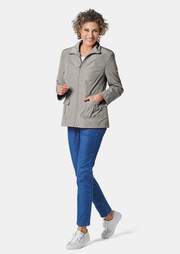 Leichte Jacke mit edlem Schimmer - beige - Gr. 19 von - Goldner Fashion - Modalova