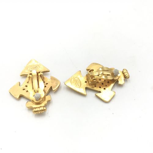 Coco Mark Women's Earrings (Pre-Owned) - Chanel - Modalova