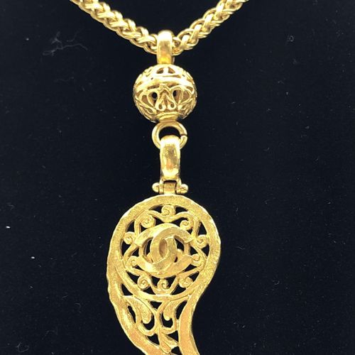 Plated Coco Mark Women's Necklace (Pre-Owned) - Chanel - Modalova