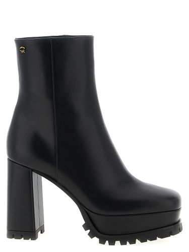 Calfskin Ankle Women's Boots - Gianvito Rossi - Modalova