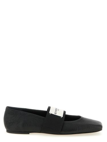 Lamb Leather Ballet Women's Flats - Givenchy - Modalova