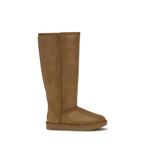 Calf Leather Bos Taurus Flat Women's Boots - UGG - Modalova