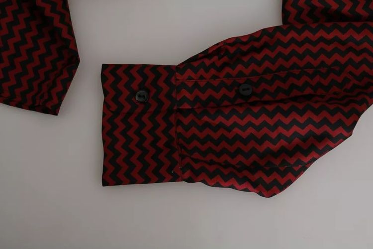 Red Zigzag Pattern Casual Men's Shirt (Pre-Owned) - Dolce & Gabbana - Modalova