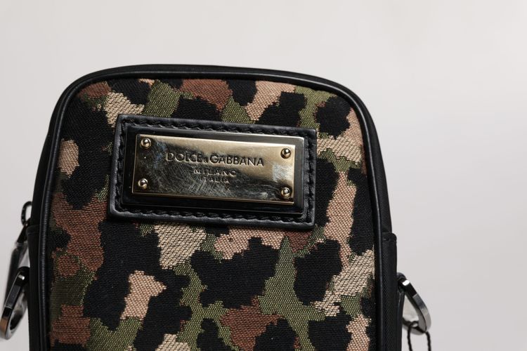 Leopard Jacquard Logo Plaque Neck Strap Men's Bag (Pre-Owned) - Dolce & Gabbana - Modalova