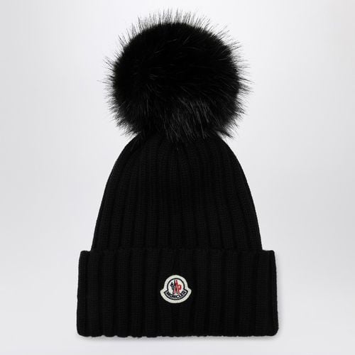 Black bonnet with pon pon - Moncler - Modalova