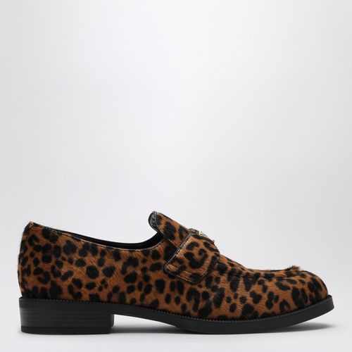 Mocassino leopardato in pelle effetto cavallino - Prada - Modalova