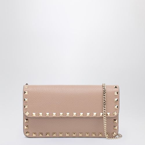 Garnet calfskin Rockstud chain wallet - Valentino Garavani - Modalova