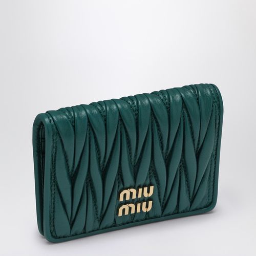 Lagoon-coloured matelassé leather card case - Miu Miu - Modalova