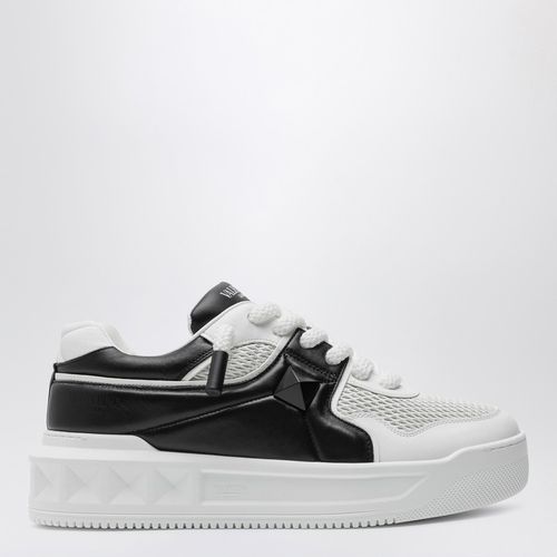 Flacher Sneaker One Stud aus Mesh und Nappaleder /schwarz - Valentino Garavani - Modalova