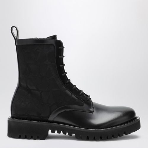 Combat Boot in technical fabric and Toile Iconographe calfskin - Valentino Garavani - Modalova