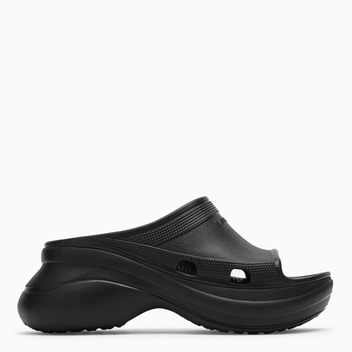 Pool Crocs black rubber sandal - Balenciaga - Modalova