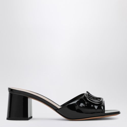 Vlogo Signature patent leather sandal - Valentino Garavani - Modalova