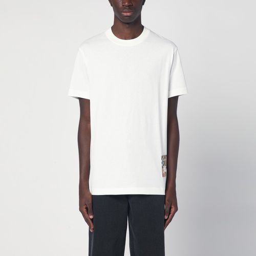 White T-shirt with logo patch - Burberry - Modalova