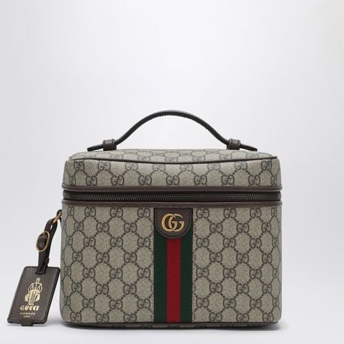 Medium beauty case in GG Supreme fabric - GUCCI - Modalova